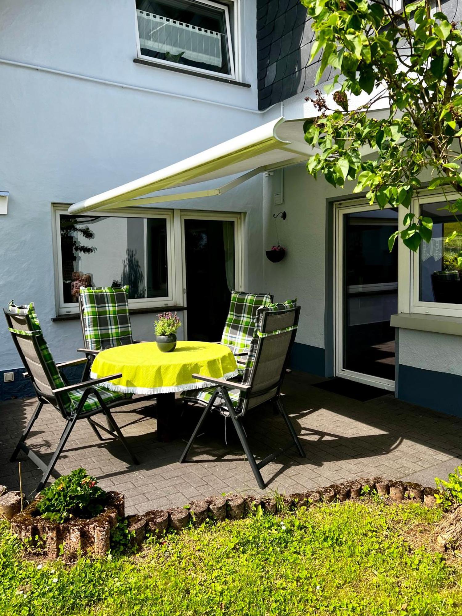 Deine-Eifel-Ferienwohnung Feusdorf 외부 사진