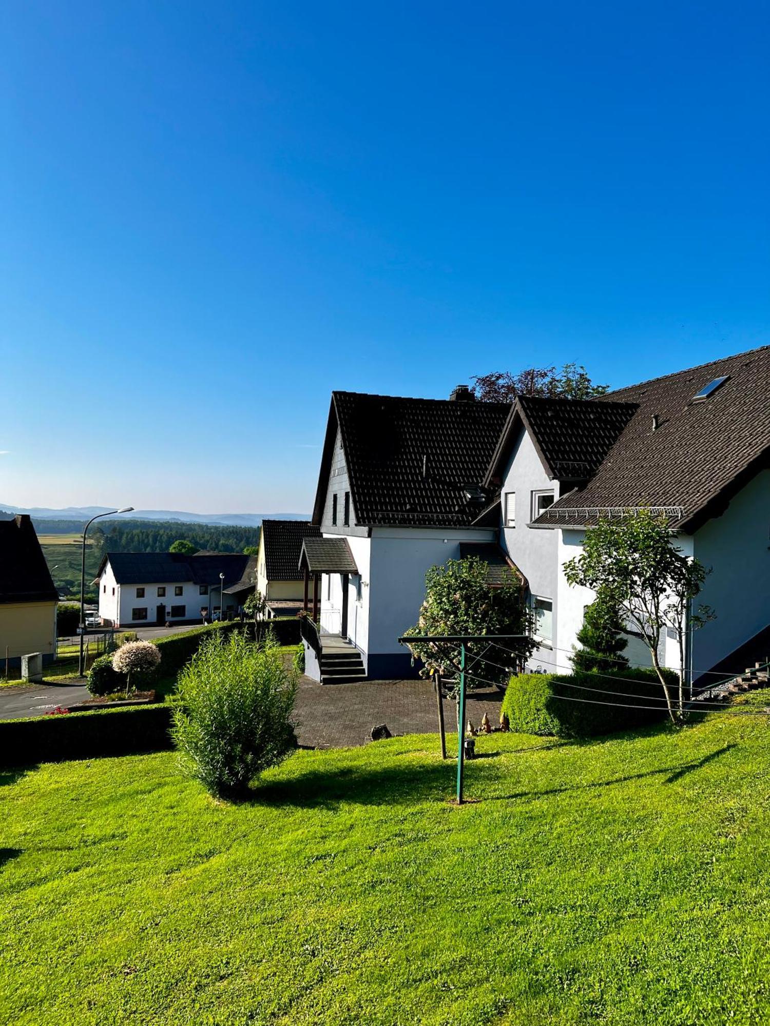 Deine-Eifel-Ferienwohnung Feusdorf 외부 사진