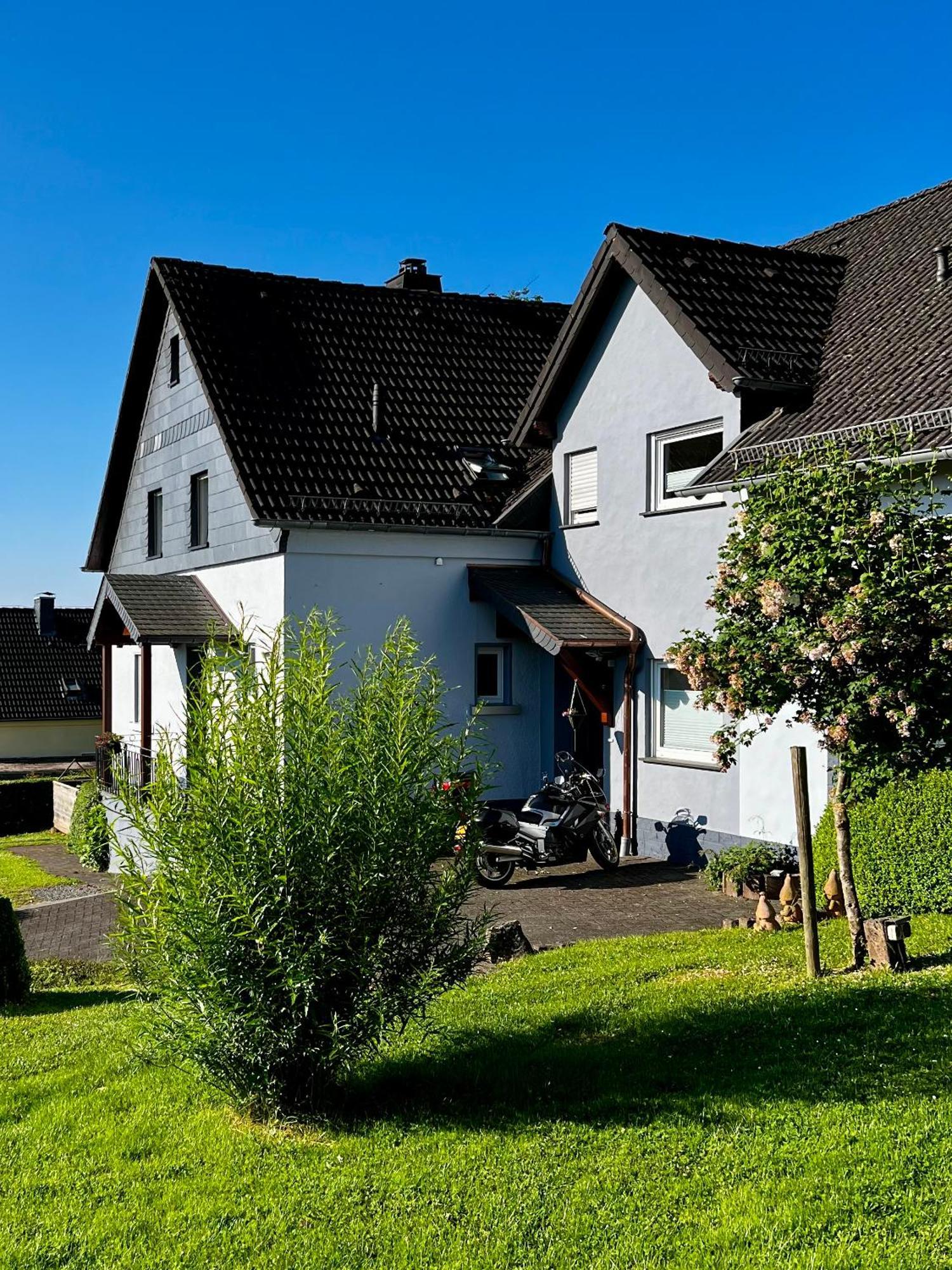 Deine-Eifel-Ferienwohnung Feusdorf 외부 사진